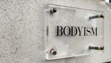 what is signage and why do businesses need them